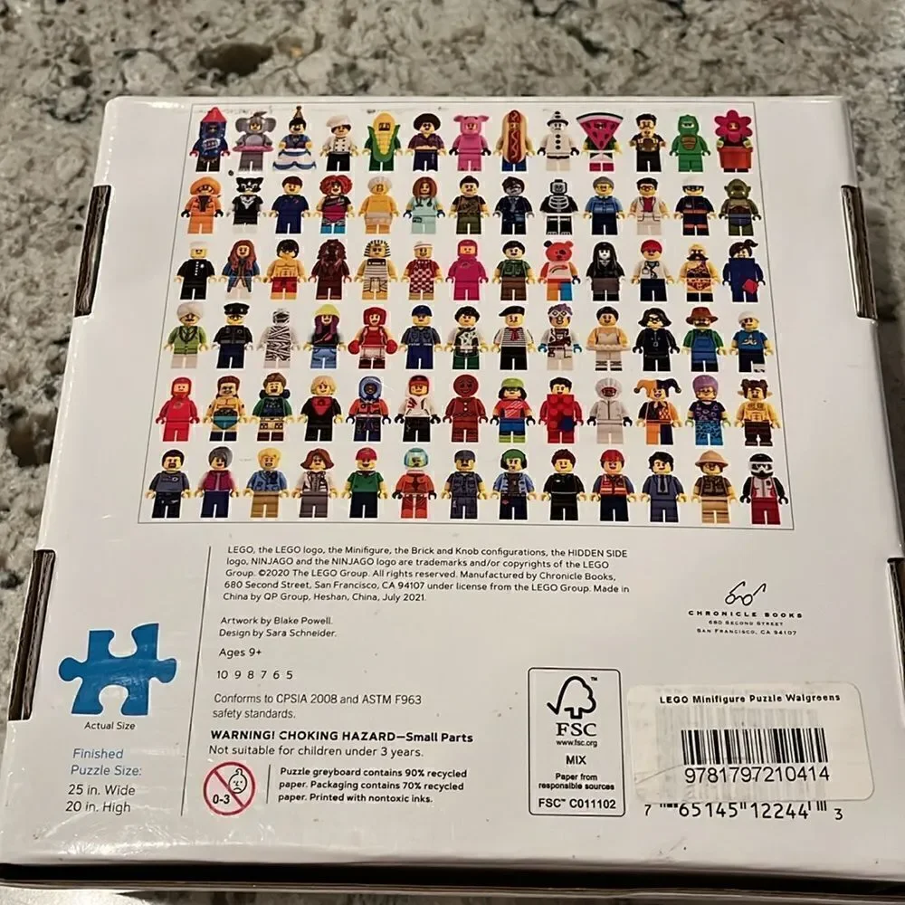 LEGOS Minifigures Figurines 1000 Piece Puzzle used but complete